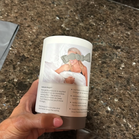 Nodpod the weighted blanket for your eyes. Brand new. Never opened. Never used. - Picture 3 of 4